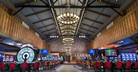 are casjnos casinos open yet